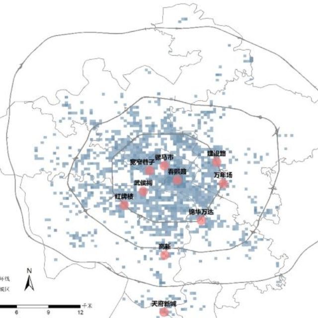 你觉得成都这类城市，哪方面发展最值得期待？
