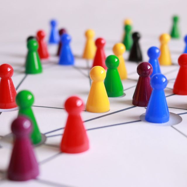 《英雄联盟》还能火几年？最可能被哪个游戏取代？